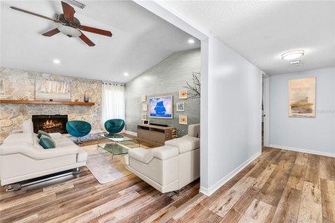 Casa en venta en Largo, Florida, 2 dormitorios, 149.94 m2 № 1869449 - foto 4