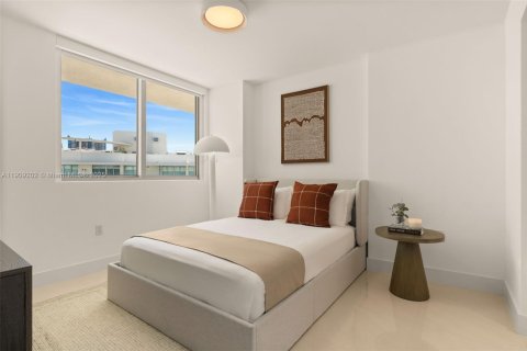 Condo in Miami Beach, Florida, 3 bedrooms  № 2082134 - photo 19