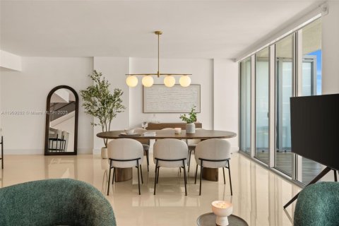 Condo in Miami Beach, Florida, 3 bedrooms  № 2082134 - photo 11