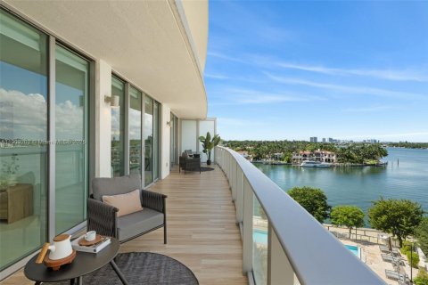 Condo in Miami Beach, Florida, 3 bedrooms  № 2082134 - photo 25