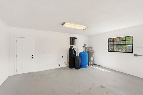 House in Lutz, Florida 3 bedrooms, 142.51 sq.m. № 2100971 - photo 26