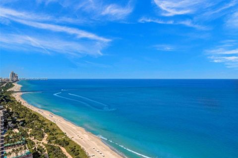 Condo in Bal Harbour, Florida, 2 bedrooms  № 2023164 - photo 6