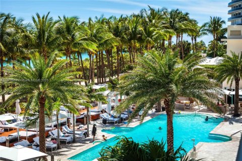 Condo in Bal Harbour, Florida, 2 bedrooms  № 2023164 - photo 2