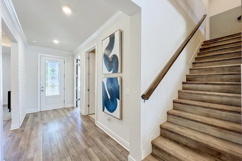 Casa en venta en Orlando, Florida, 6 dormitorios, 413.32 m2 № 2386131 - foto 4