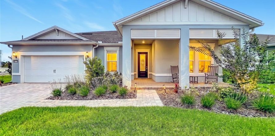 Casa en Orlando, Florida 6 dormitorios, 413.32 m2 № 2386131