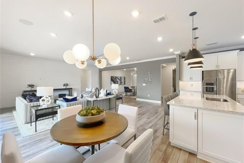 Casa en venta en Orlando, Florida, 6 dormitorios, 413.32 m2 № 2386131 - foto 19