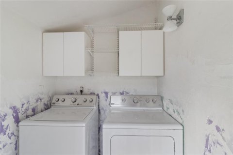 Townhouse in Lakeland, Florida 2 bedrooms, 107.58 sq.m. № 2095422 - photo 18