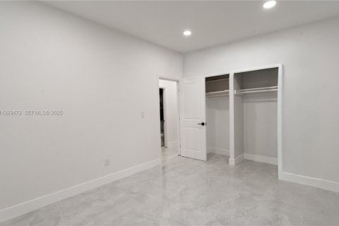 Купить виллу или дом в Помпано-Бич, Флорида 3 спальни, 113.9м2, № 1988502 - фото 12