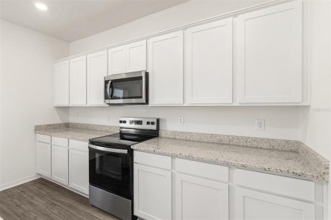 Villa ou maison à vendre à Winter Haven, Floride: 5 chambres, 208.47 m2 № 1717077 - photo 6