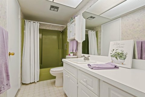 Condominio en venta en Palm Harbor, Florida, 1 dormitorio, 75.62 m2 № 1881444 - foto 22