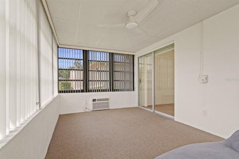 Condominio en venta en Palm Harbor, Florida, 1 dormitorio, 75.62 m2 № 1881444 - foto 7