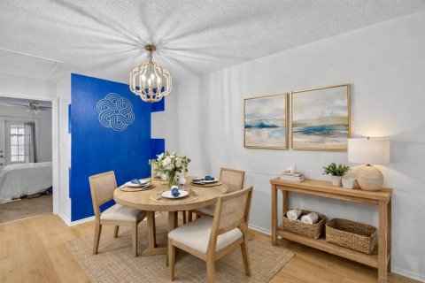 Condo in Tampa, Florida, 2 bedrooms  № 2104763 - photo 10