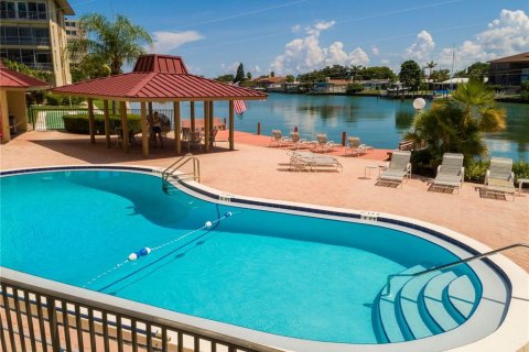 Copropriété à louer à Clearwater, Floride: 2 chambres, 101.26 m2 № 1679340 - photo 5