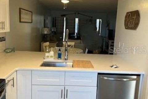 Copropriété à louer à Clearwater, Floride: 2 chambres, 101.26 m2 № 1679340 - photo 11