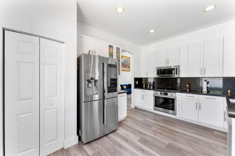Villa ou maison à vendre à Pembroke Pines, Floride: 4 chambres, 240.62 m2 № 2083424 - photo 16