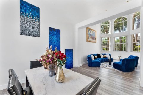 Villa ou maison à vendre à Pembroke Pines, Floride: 4 chambres, 240.62 m2 № 2083424 - photo 13