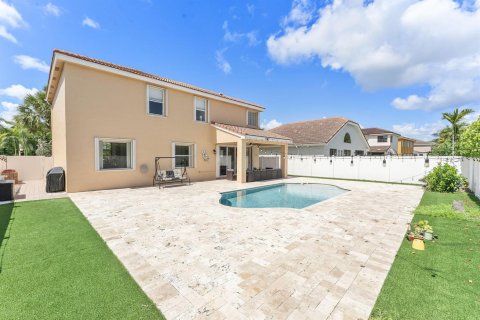 Villa ou maison à vendre à Pembroke Pines, Floride: 4 chambres, 240.62 m2 № 2083424 - photo 6