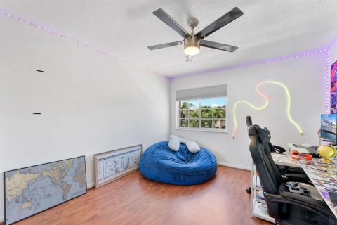 Villa ou maison à vendre à Pembroke Pines, Floride: 4 chambres, 240.62 m2 № 2083424 - photo 30