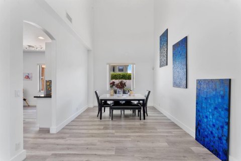 Villa ou maison à vendre à Pembroke Pines, Floride: 4 chambres, 240.62 m2 № 2083424 - photo 12