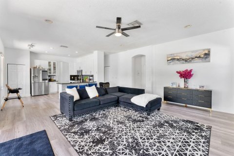 Villa ou maison à vendre à Pembroke Pines, Floride: 4 chambres, 240.62 m2 № 2083424 - photo 21