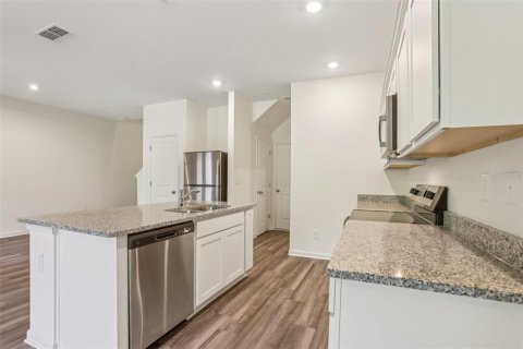 Adosado en alquiler en Kissimmee, Florida, 3 dormitorios, 154.4 m2 № 2279794 - foto 13