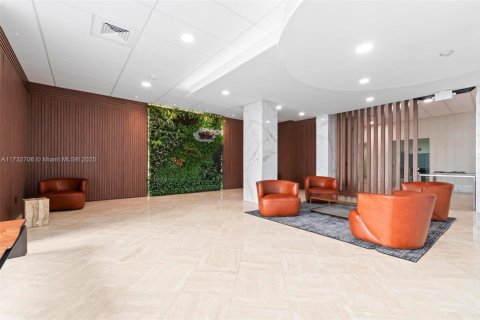 Copropriété à vendre à Sunny Isles Beach, Floride: 55.28 m2 № 1936065 - photo 13