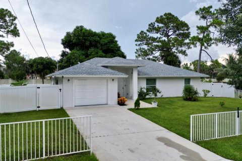 Casa en West Palm Beach, Florida 3 dormitorios, 133.78 m2 № 2295686