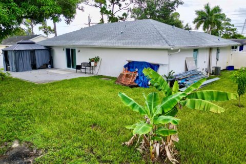 Casa en venta en West Palm Beach, Florida, 3 dormitorios, 133.78 m2 № 2295686 - foto 16