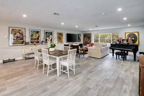 Villa ou maison à vendre à Coral Gables, Floride: 3 chambres, 175.77 m2 № 1890070 - photo 11