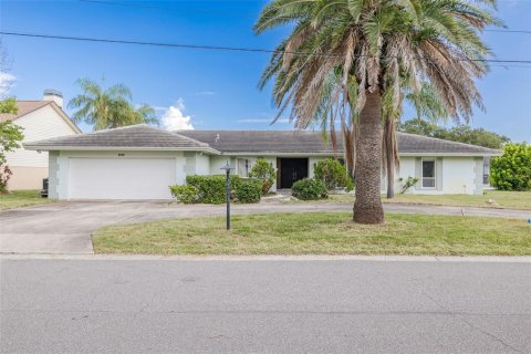 Casa en venta en Largo, Florida, 3 dormitorios, 207.36 m2 № 1901238 - foto 1