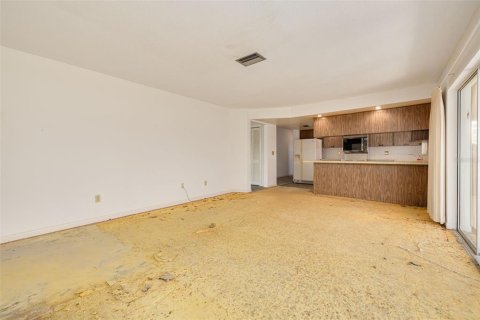 Casa en venta en Largo, Florida, 3 dormitorios, 207.36 m2 № 1901238 - foto 13