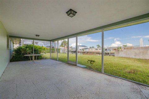 Casa en venta en Largo, Florida, 3 dormitorios, 207.36 m2 № 1901238 - foto 30