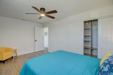 House in Ormond Beach, Florida 2 bedrooms, 88.72 sq.m. № 2237848 - photo 11