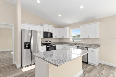 Villa ou maison à vendre à Ocala, Floride: 3 chambres, 134.99 m2 № 2220274 - photo 7