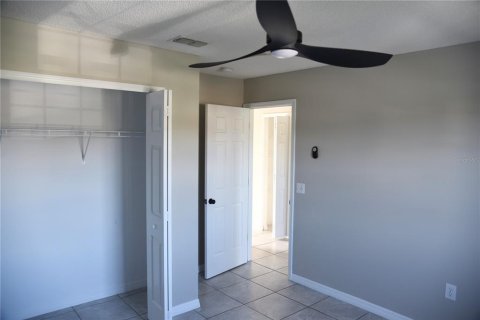 Casa en alquiler en Kissimmee, Florida, 4 dormitorios, 256.69 m2 № 1840409 - foto 16