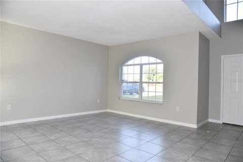 Casa en alquiler en Kissimmee, Florida, 4 dormitorios, 256.69 m2 № 1840409 - foto 7