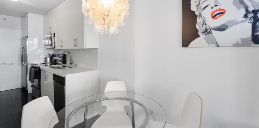 Studio à Condo à Miami Beach, Floride № 1754006