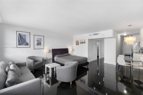 Copropriété à louer à Miami Beach, Floride: 49.7 m2 № 1754006 - photo 2