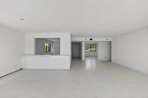 Купить кондоминиум в Бойнтон-Бич, Флорида 7 комнат, 132.48м2, № 2082717 - фото 13