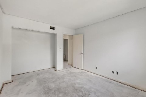 Купить кондоминиум в Бойнтон-Бич, Флорида 7 комнат, 132.48м2, № 2082717 - фото 29