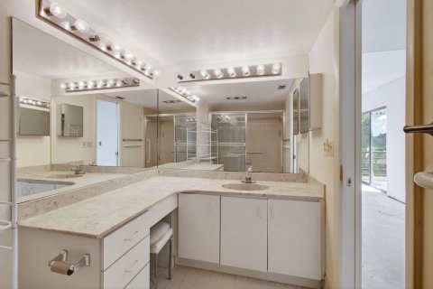 Купить кондоминиум в Бойнтон-Бич, Флорида 7 комнат, 132.48м2, № 2082717 - фото 22