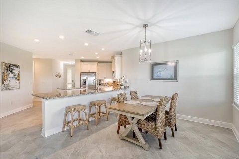 Condominio en alquiler en Bradenton, Florida, 2 dormitorios, 153.94 m2 № 1299139 - foto 11
