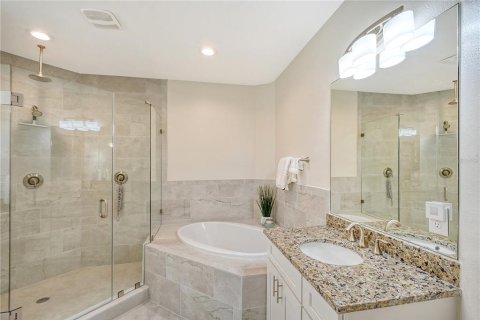 Condominio en alquiler en Bradenton, Florida, 2 dormitorios, 153.94 m2 № 1299139 - foto 24