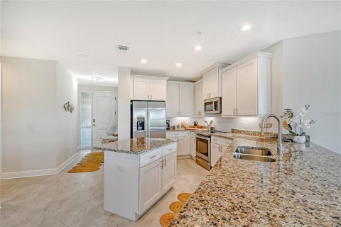 Condominio en alquiler en Bradenton, Florida, 2 dormitorios, 153.94 m2 № 1299139 - foto 7