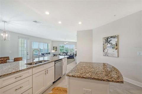 Condominio en alquiler en Bradenton, Florida, 2 dormitorios, 153.94 m2 № 1299139 - foto 5