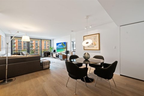 Купить кондоминиум в Майами, Флорида 2 спальни, 108.88м2, № 2154468 - фото 6