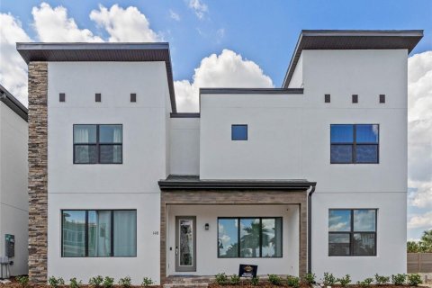Villa ou maison à Davenport, Floride 4 chambres, 200.95 m2 № 2113825