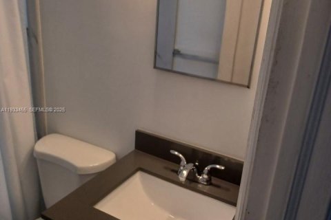 Apartment in Miami Beach, Florida № 2035226 - photo 3