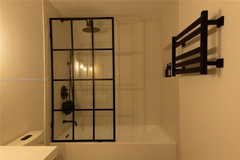 Купить кондоминиум в Майами, Флорида 2 спальни, 119.66м2, № 1898229 - фото 4