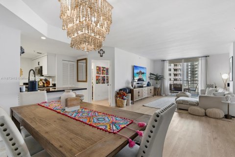 Купить кондоминиум в Майами, Флорида 2 спальни, 119.66м2, № 1898229 - фото 24